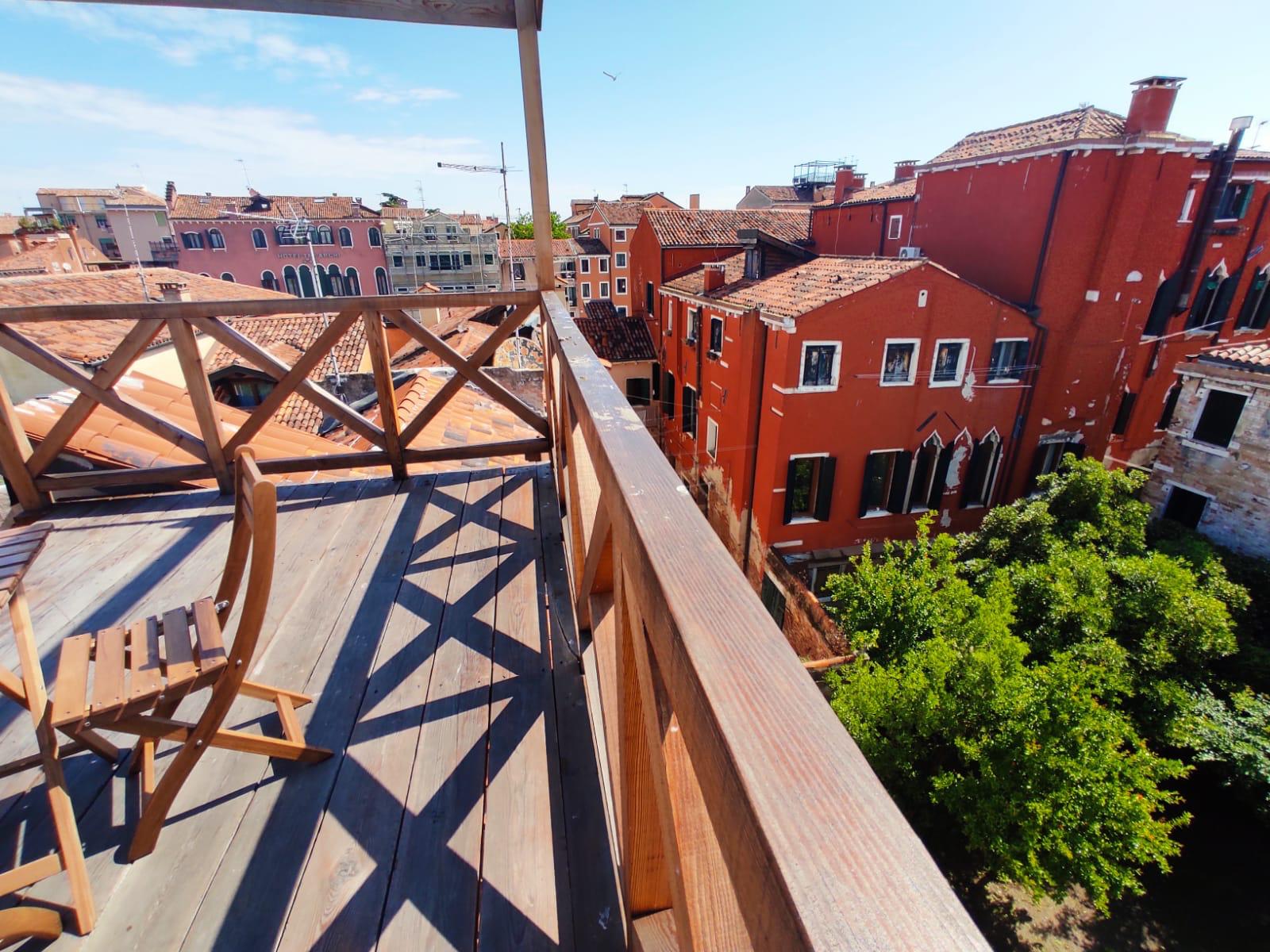 Immagine WhatsApp    ore  aeaeb